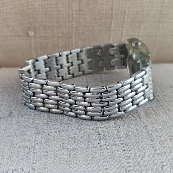 Vintage Swatch Swiss Ladies Wristwatch Quartz Analog Silver Tone Wrist Watch - Picture 9 of 12